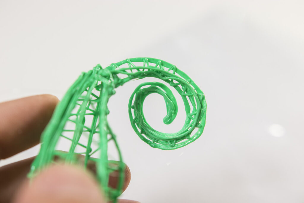 Making 3D Pen Sphericons with the Mynt3D Super 3D Pen 